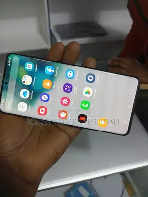 New Samsung Galaxy S20 128 GB Black