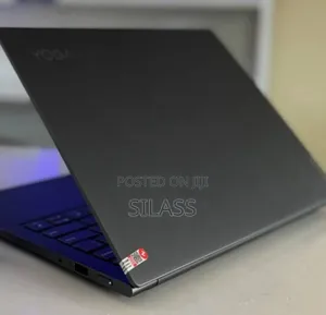 New Laptop Lenovo Yoga C740 16GB Intel Core I5 SSD 512GB