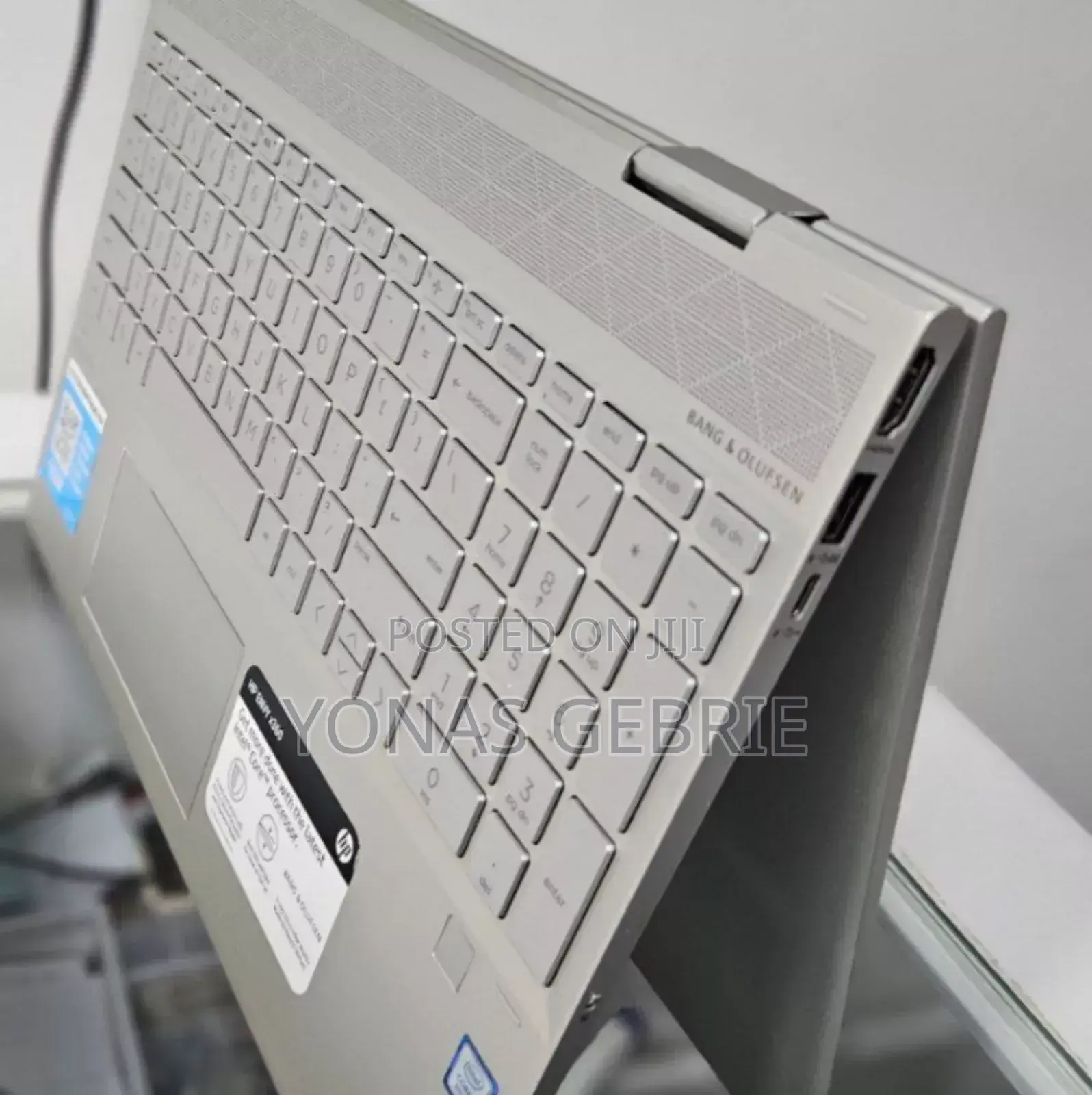 New Laptop HP Envy X360 8GB Intel Core I5 SSD 512GB