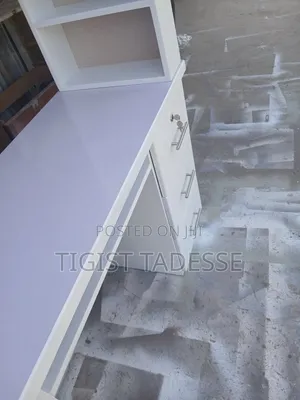 ለጥፍር ቤት የሚሆኑ እቃዎች Furniture for Beauty Salon Chair and Table