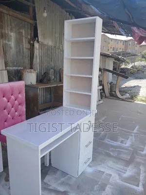 Photo - ለጥፍር ቤት የሚሆኑ እቃዎች Furniture for Beauty Salon Chair and Table