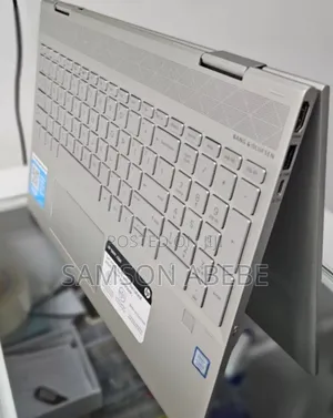 New Laptop HP Envy X360 8GB Intel Core I5 SSD 512GB