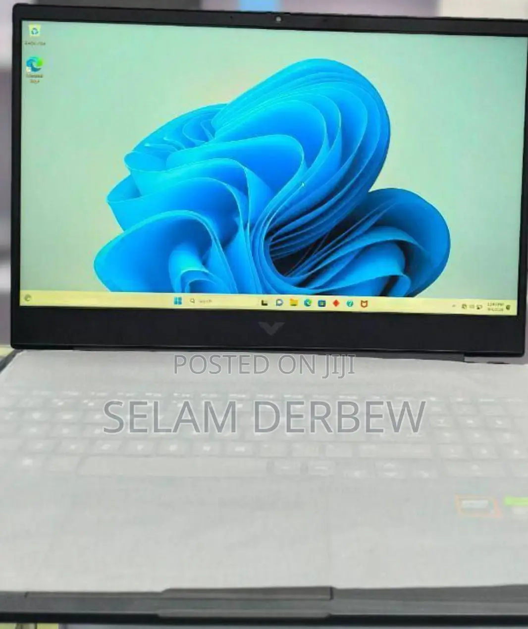 New Laptop HP Victus 16 16GB AMD Ryzen 7 SSD 1T