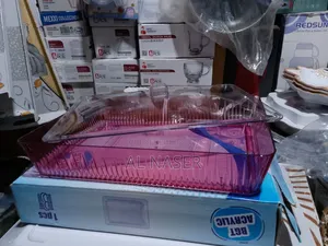 መስታወት የንጀራ ማቅረቢያ