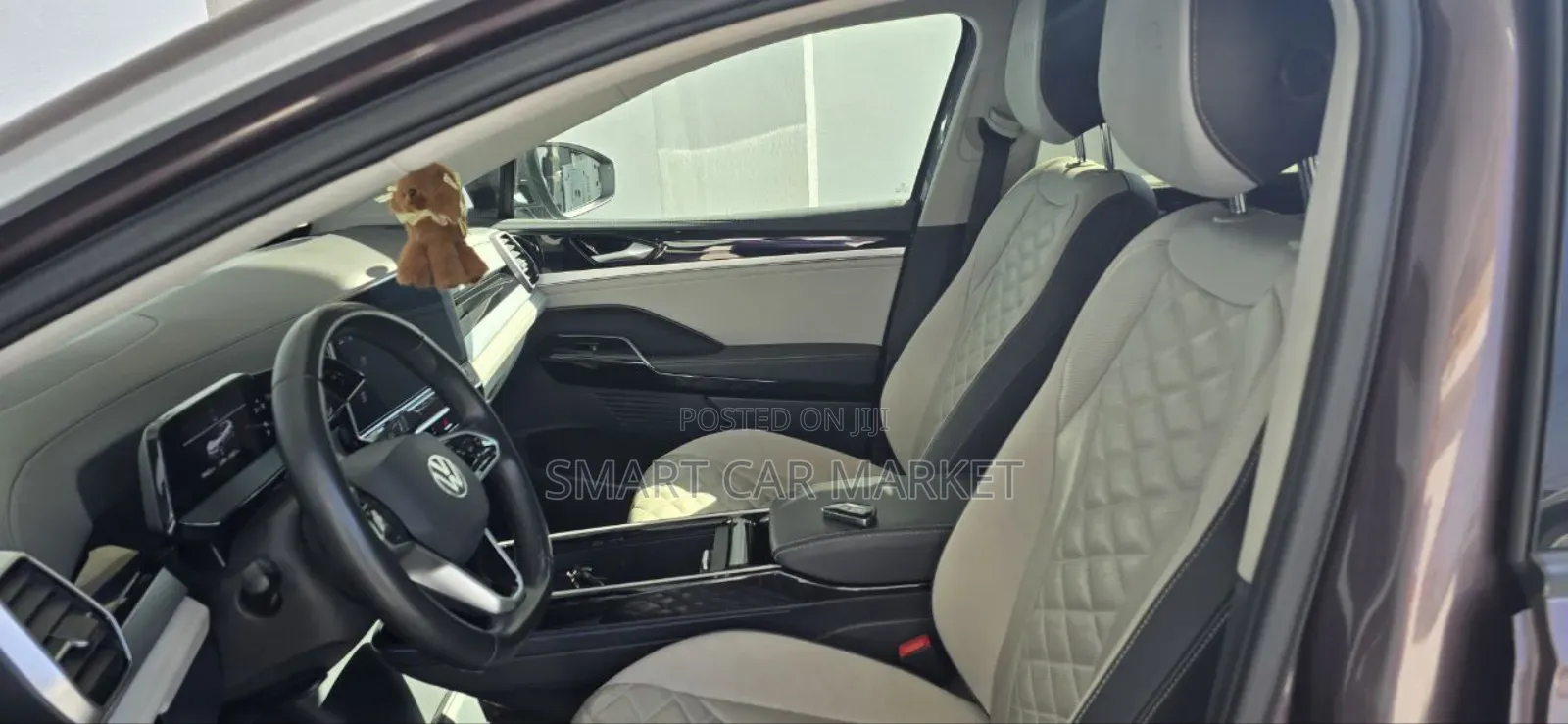 Volkswagen ID.6 2022 Purple