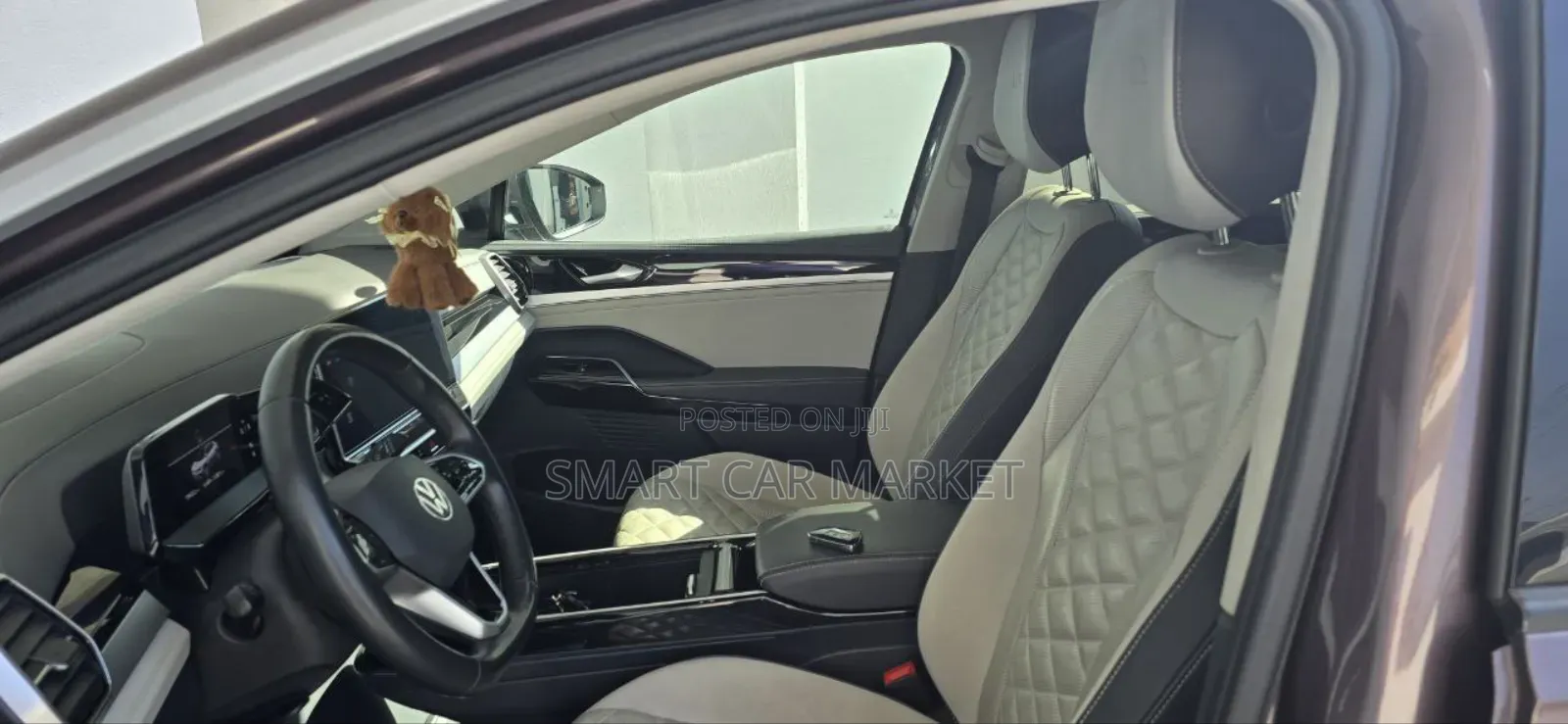 Volkswagen ID.6 2022 Purple