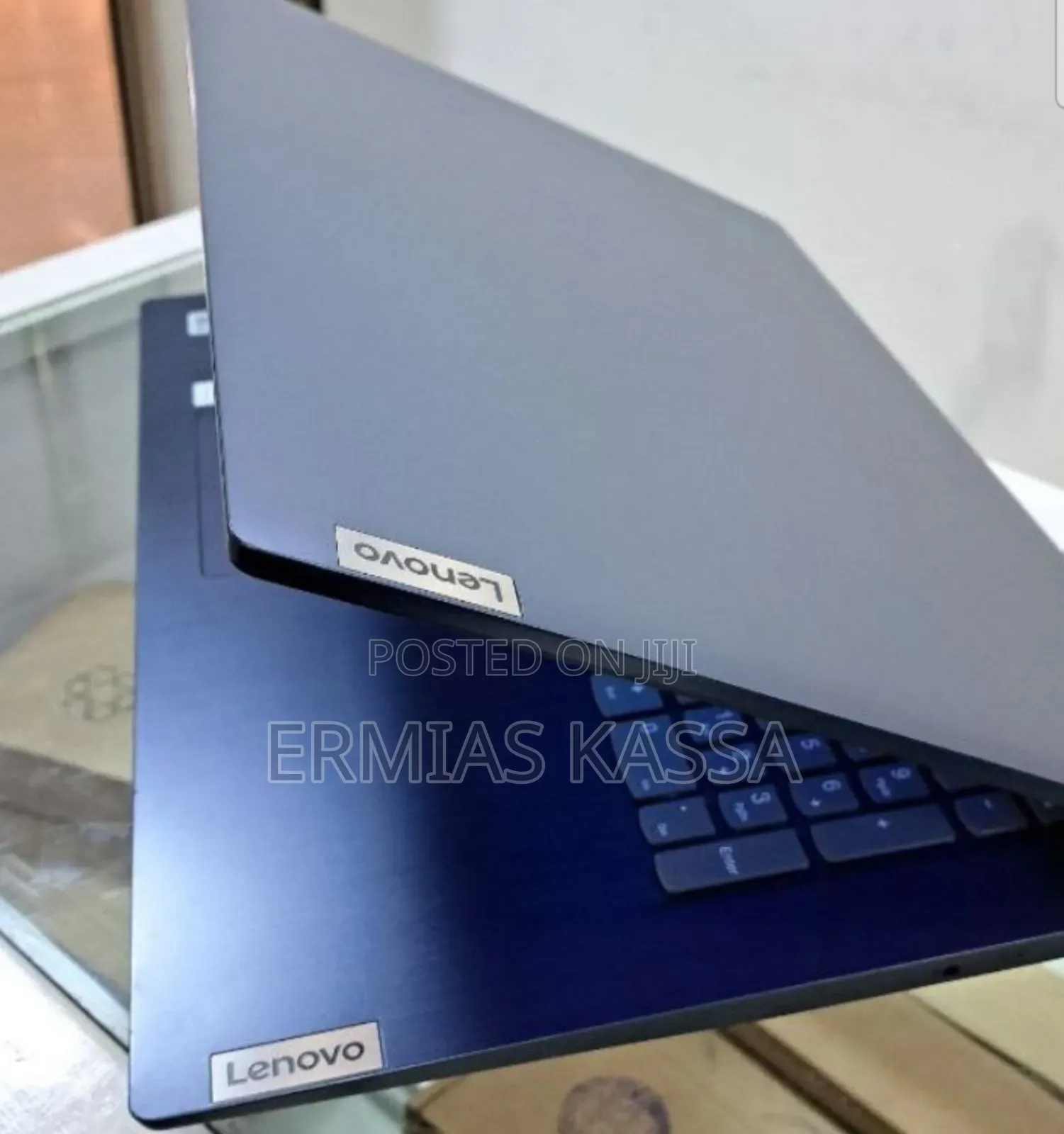 New Laptop Lenovo IdeaPad Y530 8GB Intel Core I3 SSD 250GB