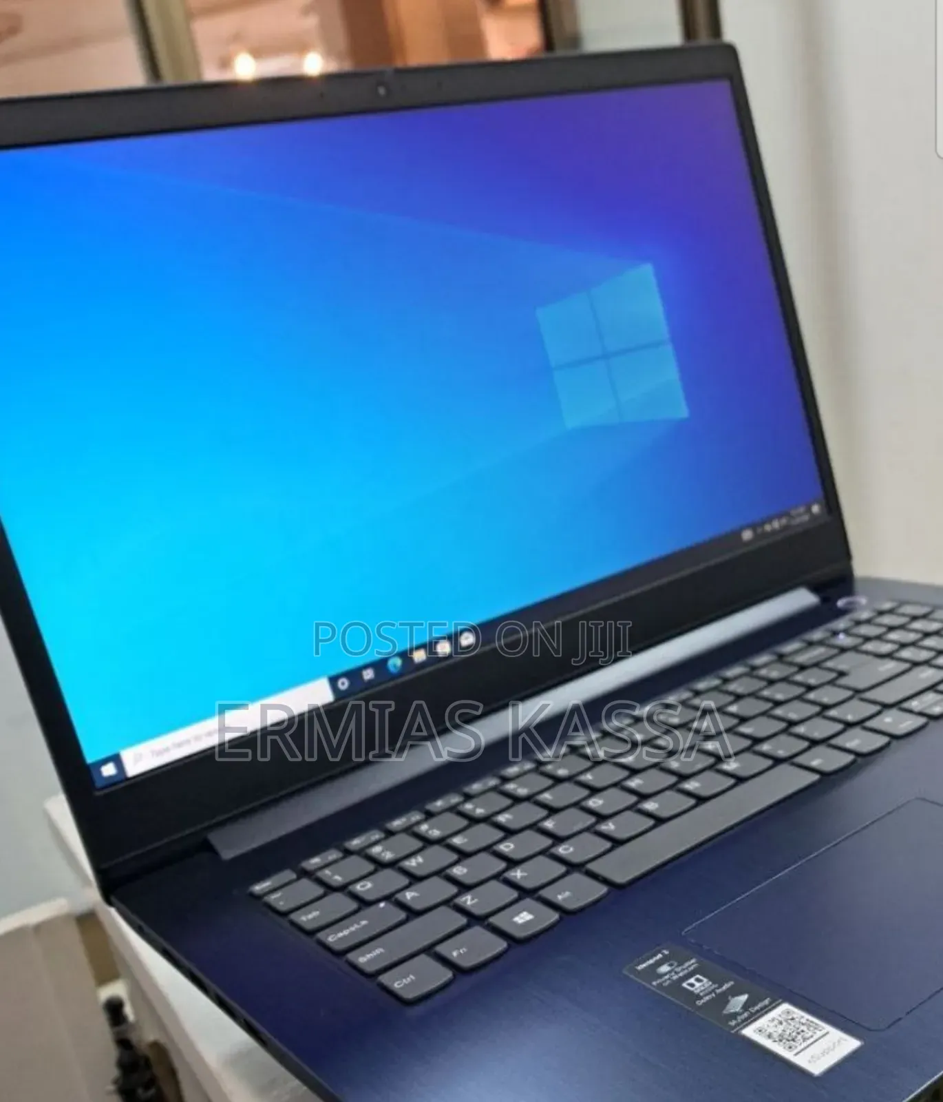 New Laptop Lenovo IdeaPad Y530 8GB Intel Core I3 SSD 250GB