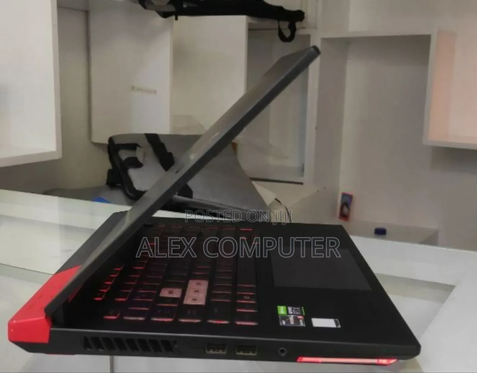 New Laptop Asus ROG Strix G15 16GB AMD Ryzen 9 SSD 512GB