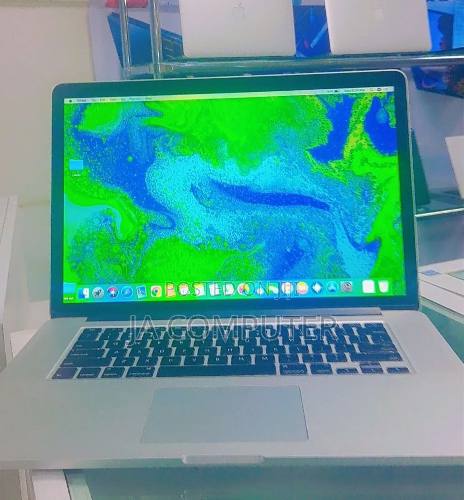 New Laptop Apple MacBook Pro 2013 8GB Intel Core I7 SSD 256GB