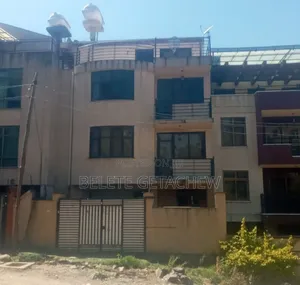 5bdrm House in Semit 72,, Bole for sale