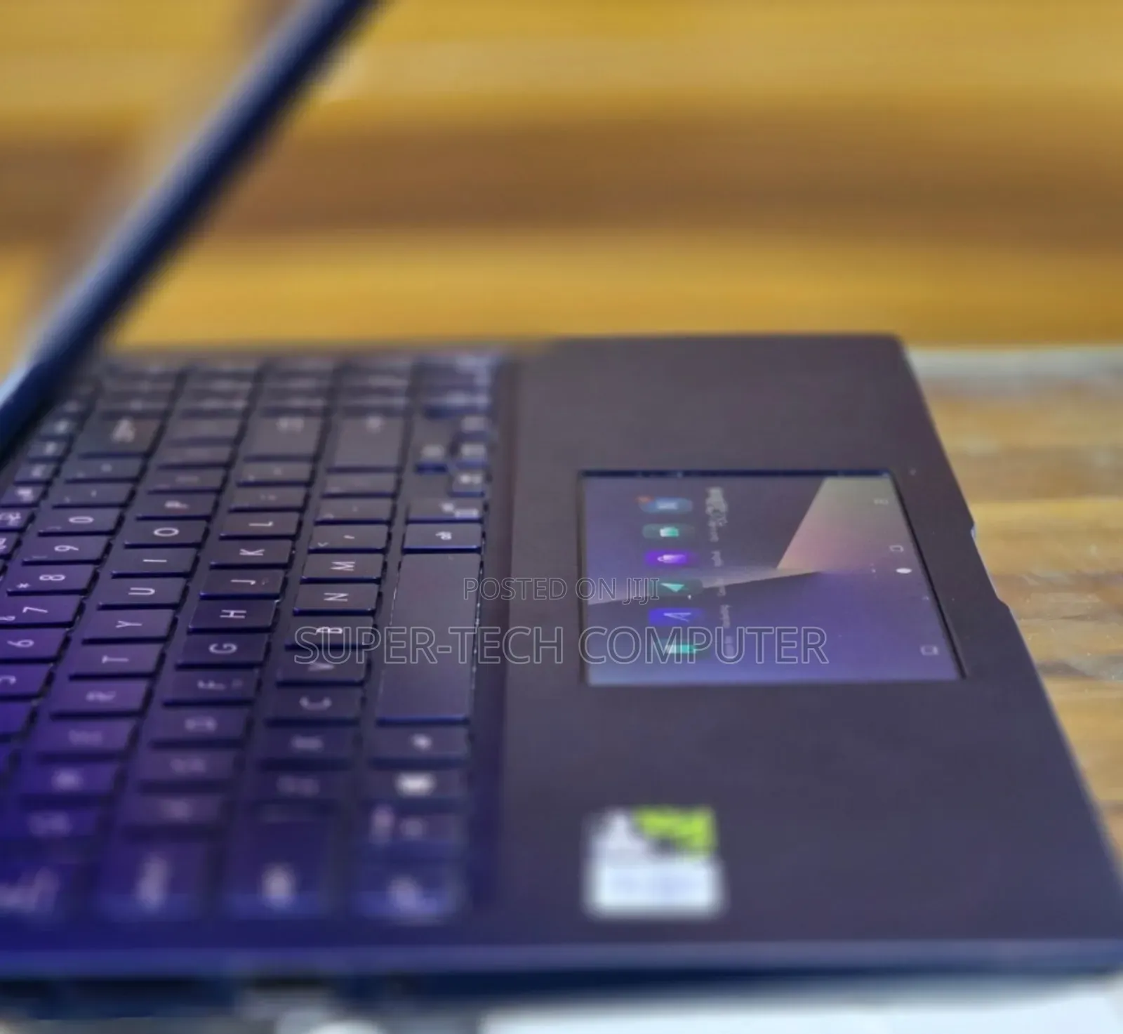 New Laptop Asus Vivobook E200HA 16GB Intel Core I7 SSD 512GB