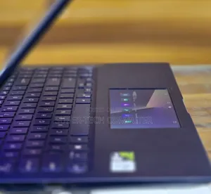 New Laptop Asus Vivobook E200HA 16GB Intel Core I7 SSD 512GB