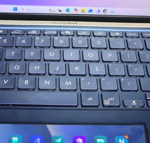 New Laptop Asus Vivobook E200HA 16GB Intel Core I7 SSD 512GB