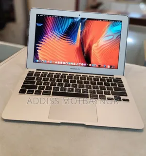 Photo - New Laptop Apple MacBook 2015 4GB Intel Core I5 SSD 128GB