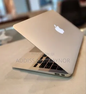 New Laptop Apple MacBook 2015 4GB Intel Core I5 SSD 128GB