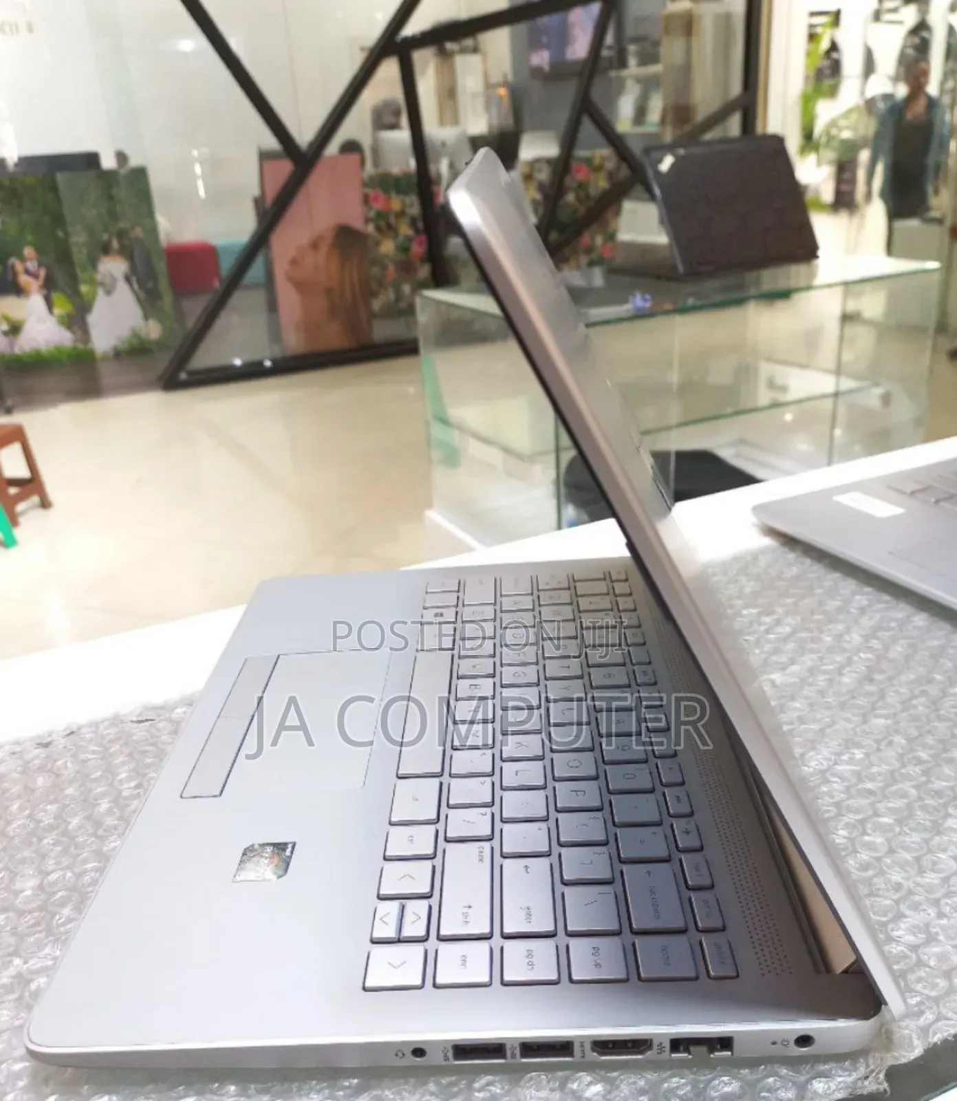 New Laptop HP Stream Notebook 8GB AMD Ryzen 3 SSD 512GB