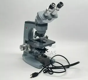 Microscope