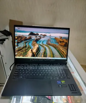 New Laptop HP Omen 16 16GB Intel Core I9 SSD 1T