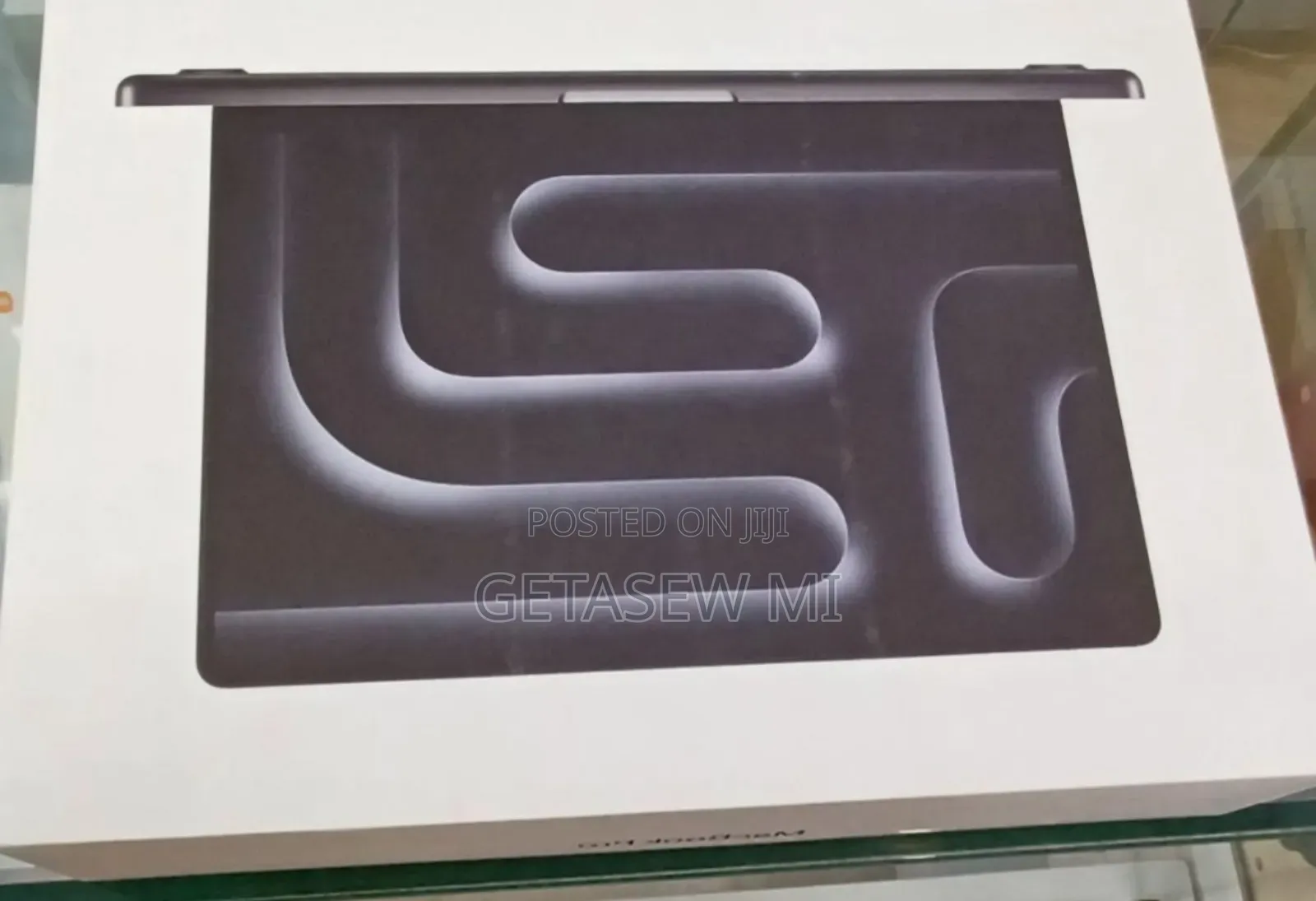 New Apple MacBook Pro 2024 M4 14-Inch 16GB Apple M4 Pro SSD 512GB