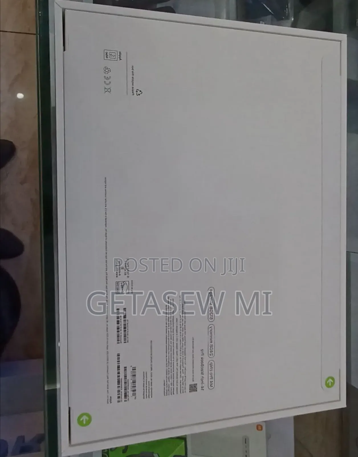 New Apple MacBook Pro 2024 M4 14-Inch 16GB Apple M4 Pro SSD 512GB