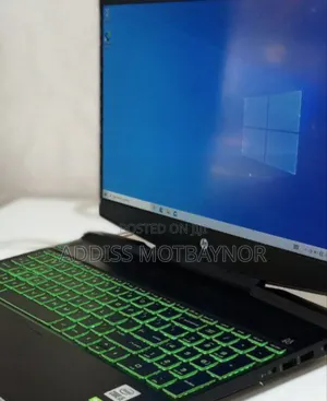 Photo - New Laptop HP Pavilion 15 8GB Intel Core I5 HDD+SSD 1T