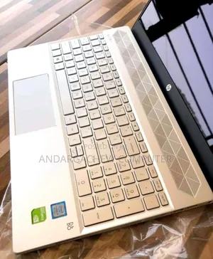 New Laptop HP 8GB Intel Core I7 HDD 1T