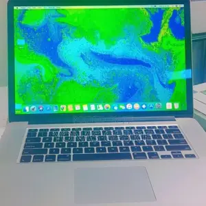 New Laptop Apple MacBook Pro 2013 8GB Intel Core I7 SSD 256GB