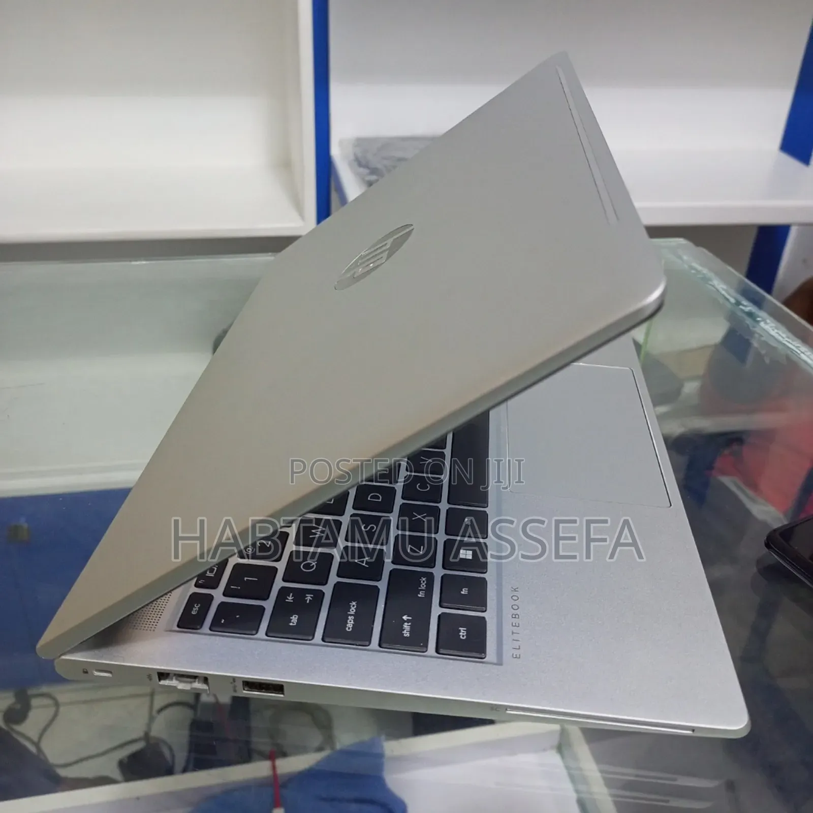 New Laptop HP EliteBook 640 G10 16GB Intel Core I7 SSD 512GB
