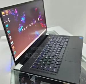 New Laptop Alienware Area-51m 32GB Intel Core I7 SSD 1T