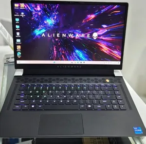 New Laptop Alienware Area-51m 32GB Intel Core I7 SSD 1T