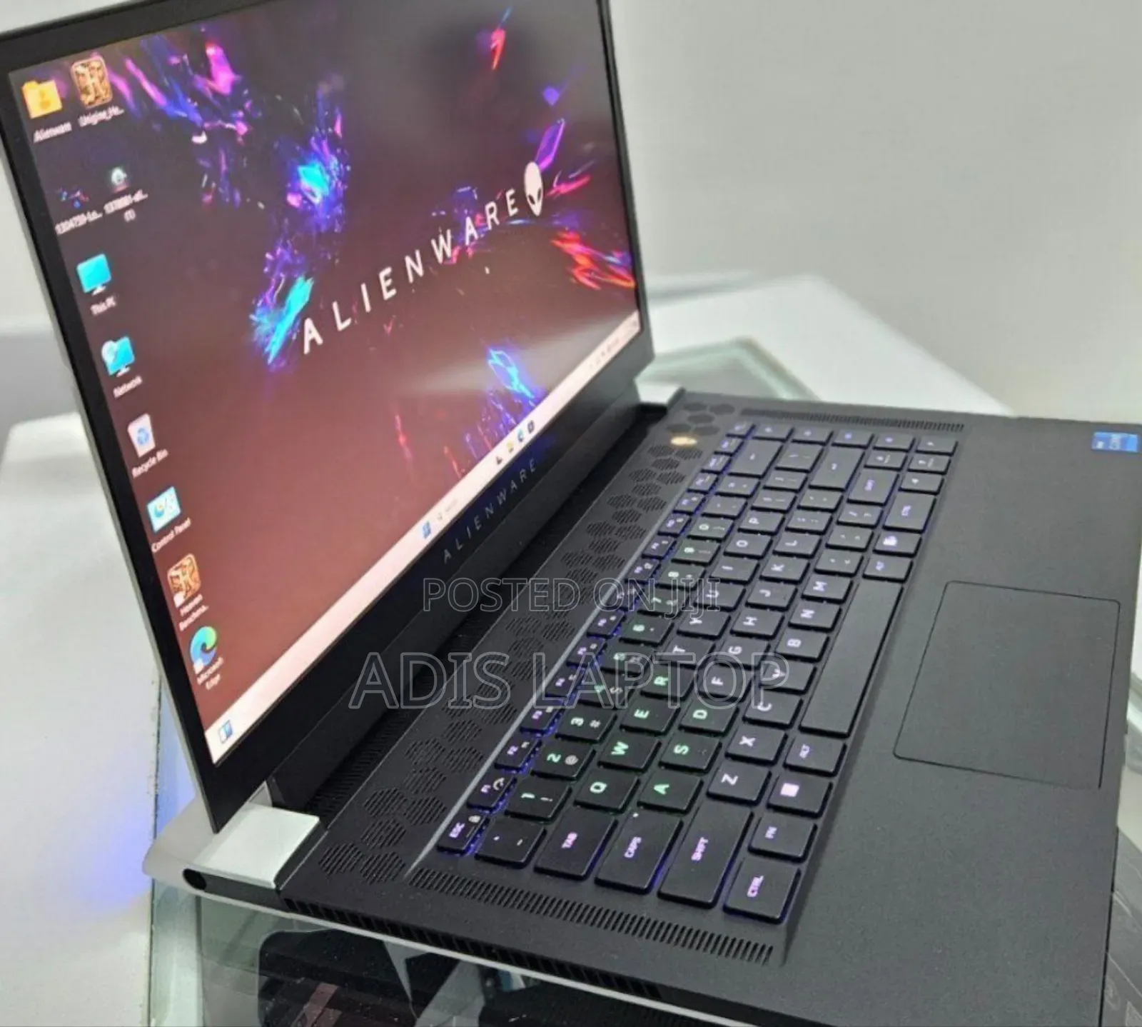New Laptop Alienware Area-51m 32GB Intel Core I7 SSD 1T