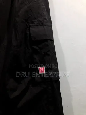 Lightweight Nylon Sweatpant