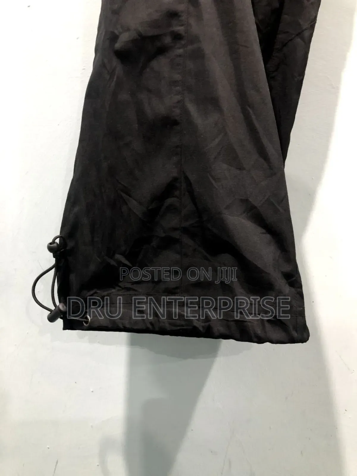 Lightweight Nylon Sweatpant