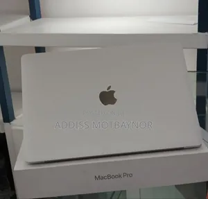 Photo - New Laptop Apple MacBook Pro 2019 8GB Intel Core I5 SSD 512GB