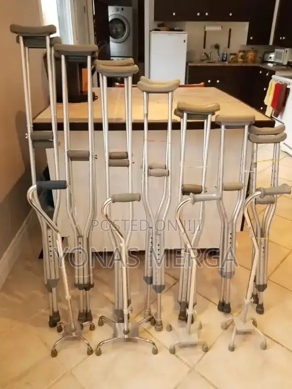 Underarm Crutches 150kg Rated韓文auxiliary Crutches ክራንች
