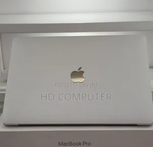 New Laptop Apple MacBook Pro 2019 8GB Intel Core I5 SSD 256GB