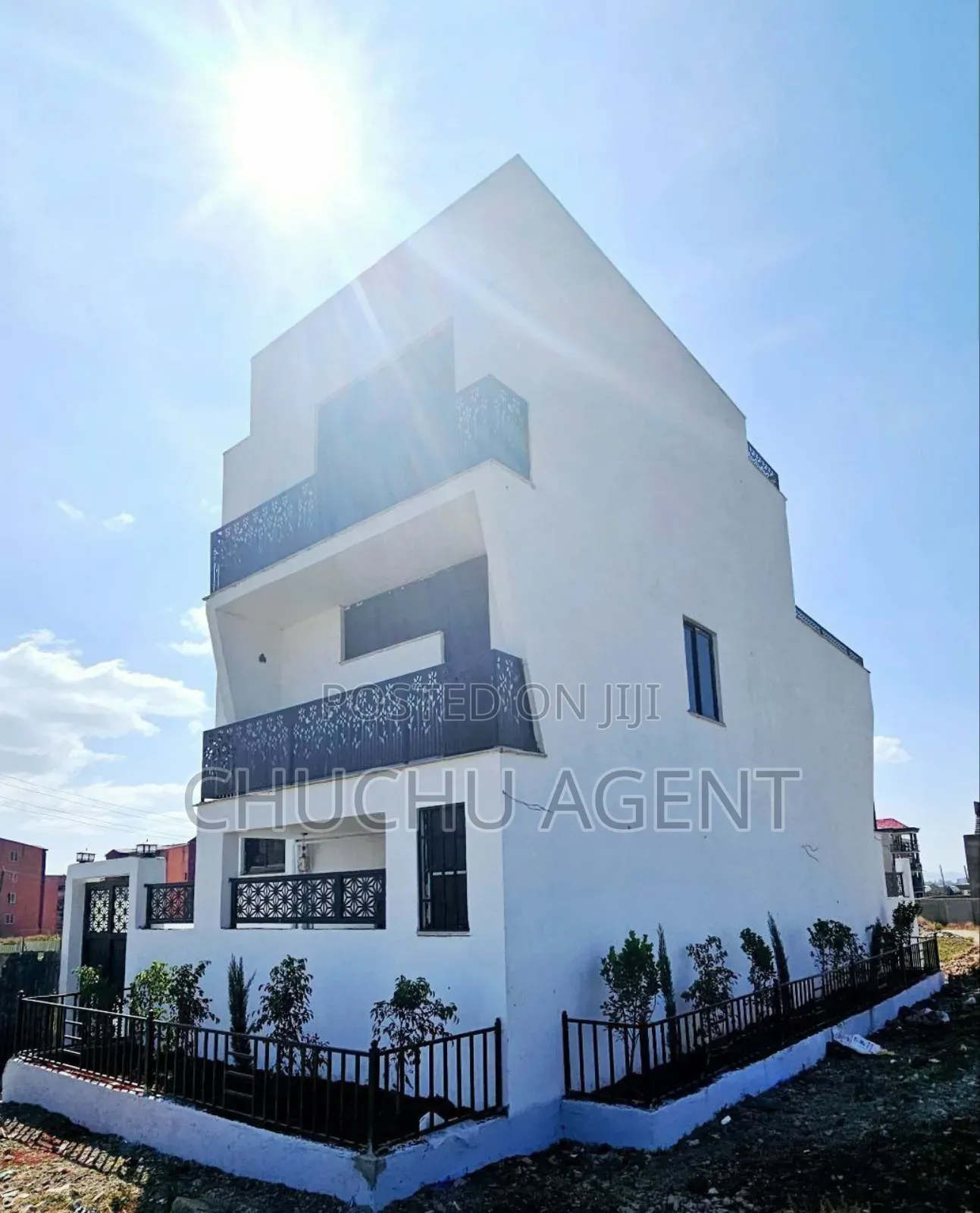 5bdrm House in Bole for sale