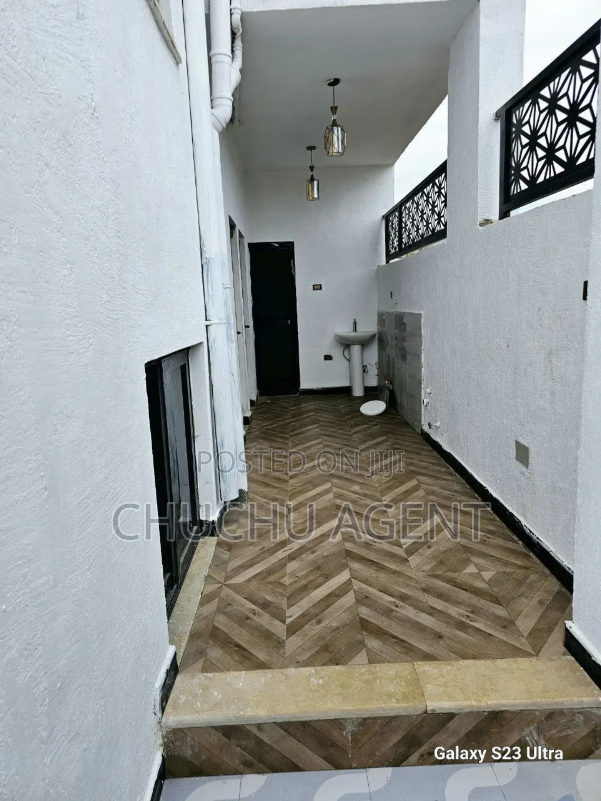 5bdrm House in Bole for sale