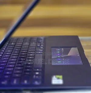 New Laptop Asus VivoBook 15 X505BA 16GB Intel Core I7 SSD 512GB