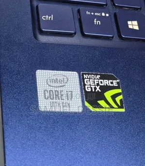 New Laptop Asus VivoBook 15 X505BA 16GB Intel Core I7 SSD 512GB