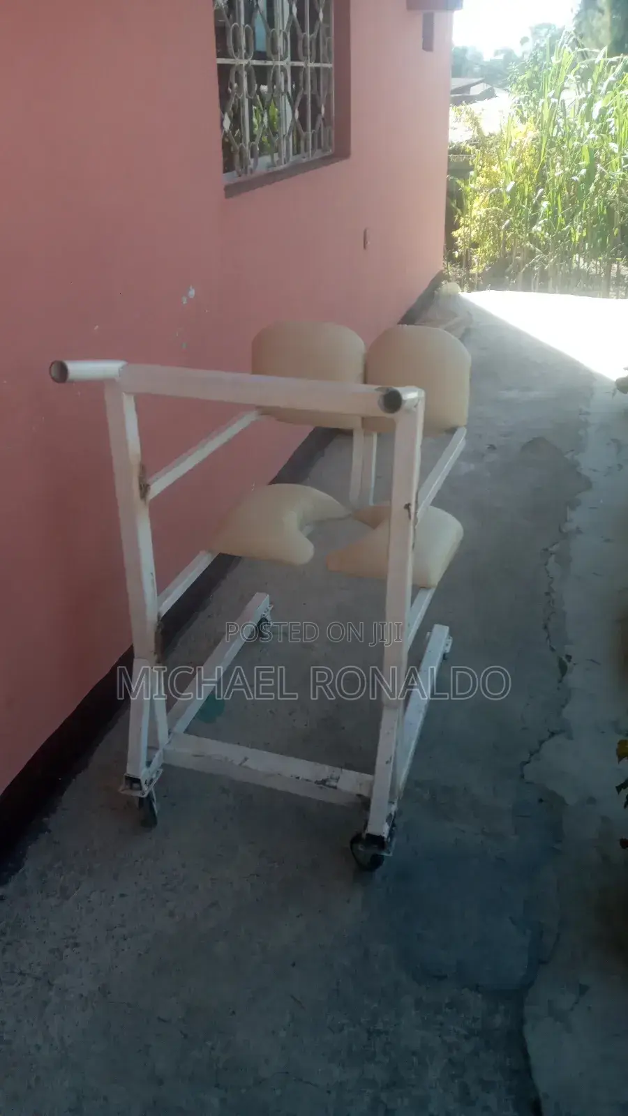 ዊልቸር Wheelchair