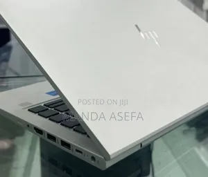 New Laptop HP EliteBook 830 G8 16GB Intel Core I7 SSD 512GB
