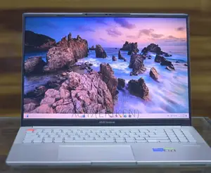 New Laptop Asus VivoBook 15 X505BA 16GB Intel Core I7 SSD 512GB