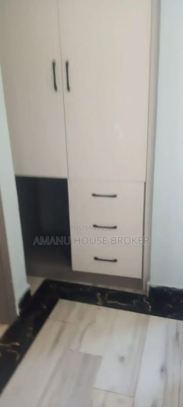 Urgently Available Penthouse for Rent, 6 Bedrooms, Furnishe.