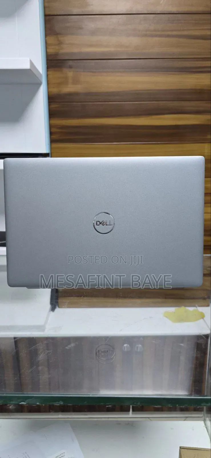 New Laptop Dell Precision 15 3520 8GB Intel Core I7 SSD 1T