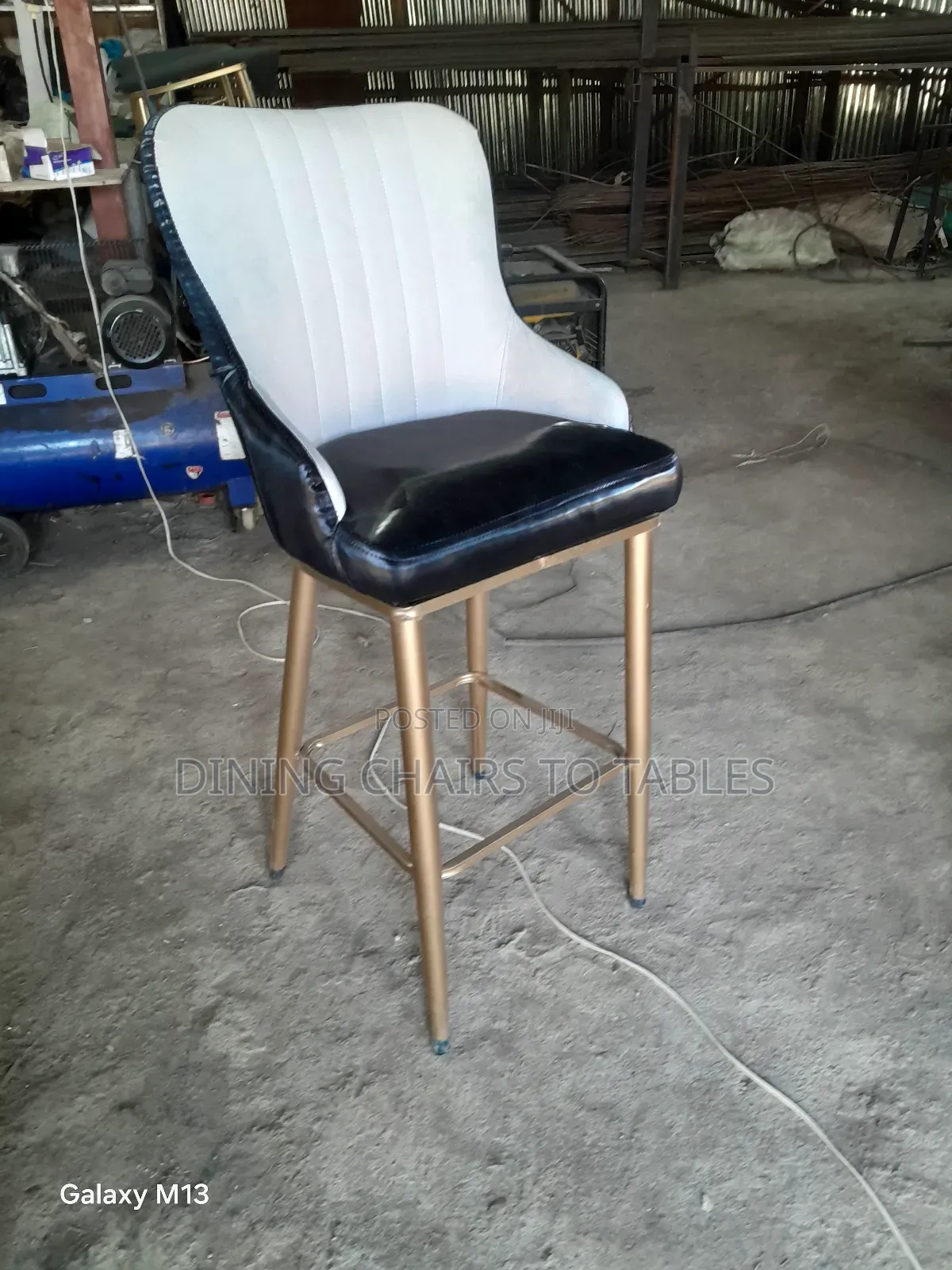 Quality Leather Bar   Lounge Chairs