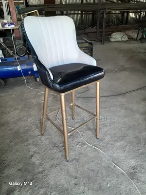 Quality Leather Bar   Lounge Chairs