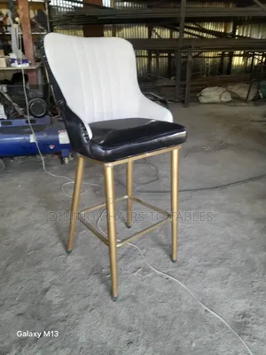 Quality Leather Bar   Lounge Chairs