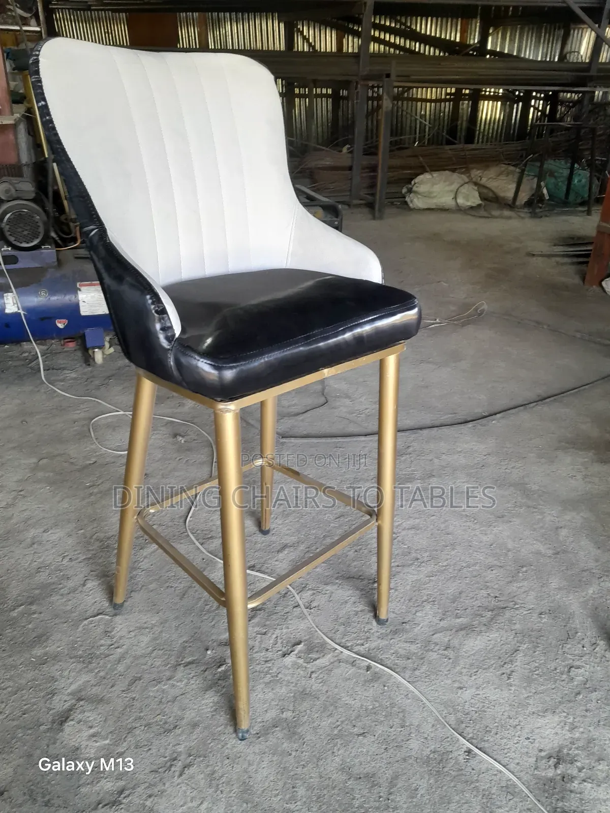 Quality Leather Bar   Lounge Chairs